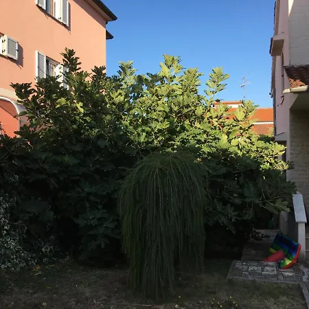 Apartments Bozena Porec Exterior photo