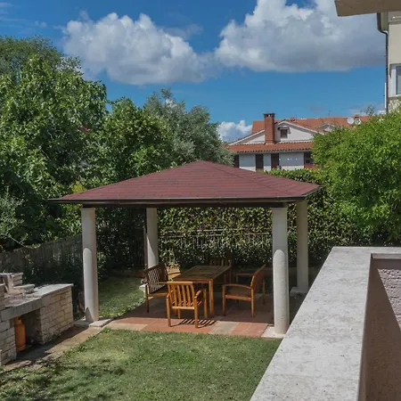 Apartments Bozena Porec Exterior photo