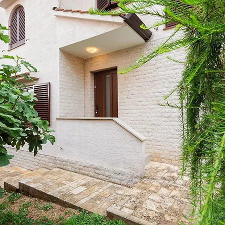 Apartments Bozena Porec Exterior photo
