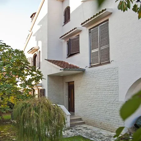 Apartments Bozena Porec Exterior photo