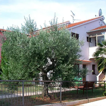 Apartments Bozena Porec Exterior photo